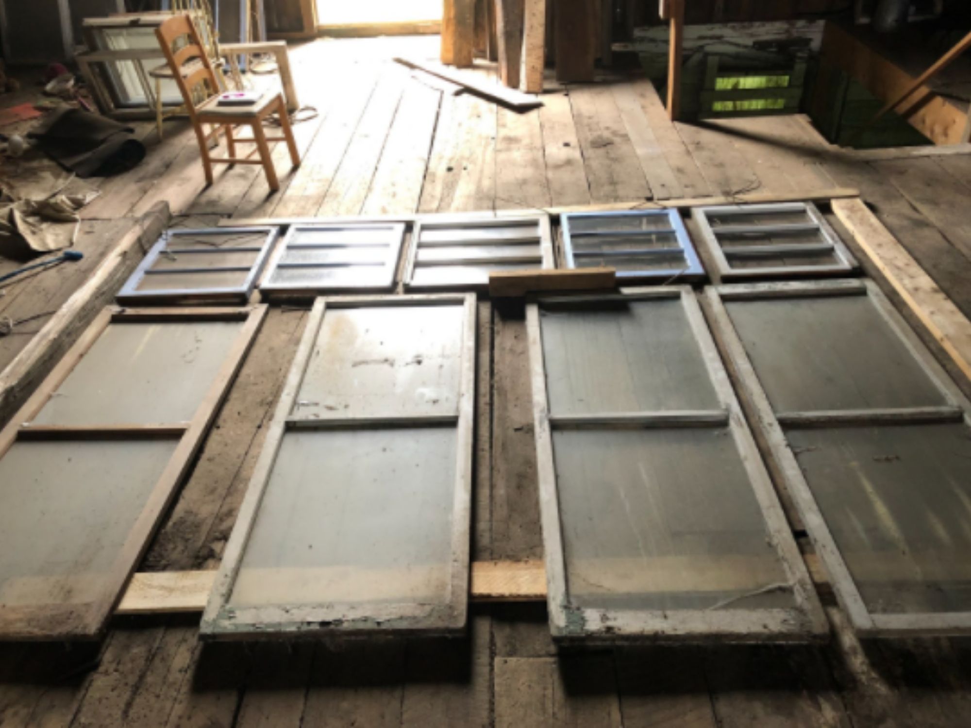 The Black Greenhouse Build – Part 2 The Windows