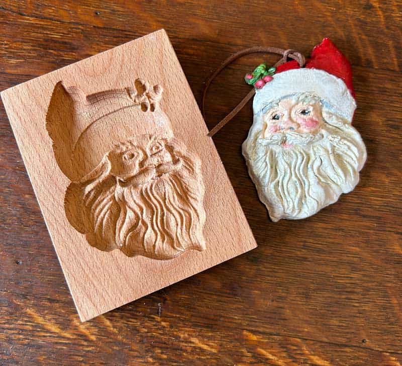 Gift Wrapping This Holiday Season
